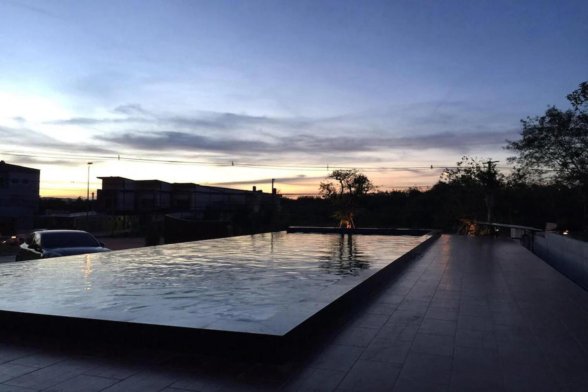 Nutchana Hill Boutique Hotel Hat Yai Buitenkant foto