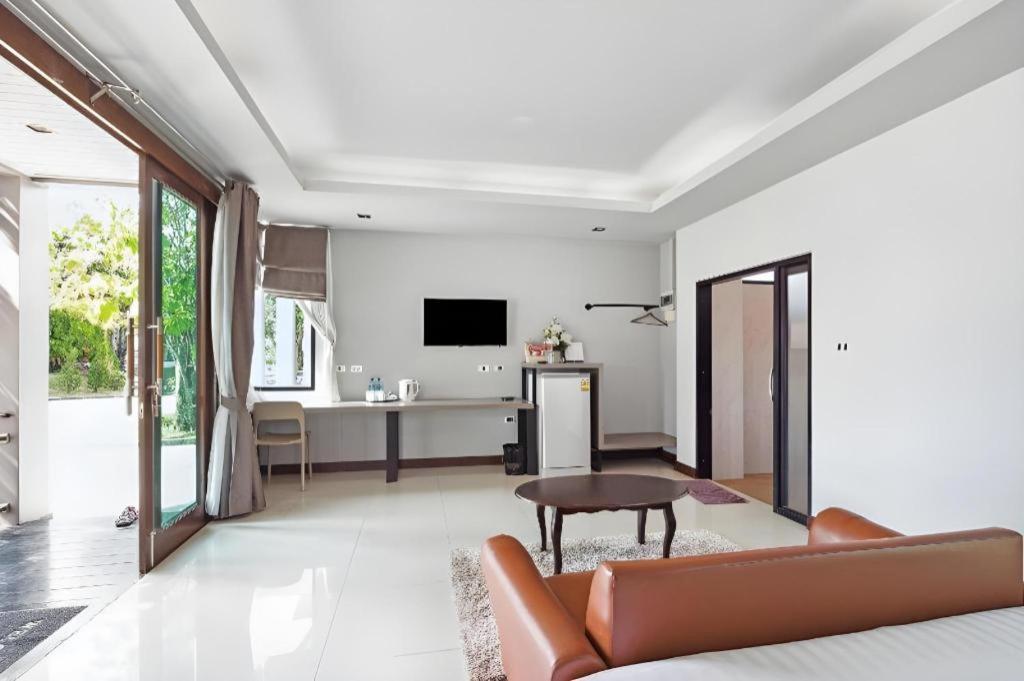 Nutchana Hill Boutique Hotel Hat Yai Buitenkant foto